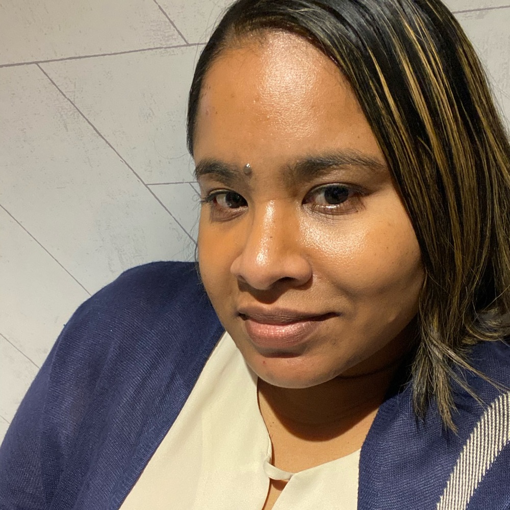 Meet your Posher, Vanessa